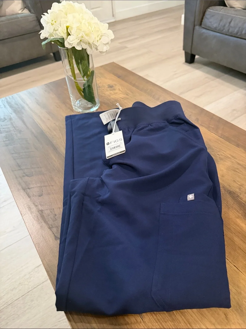 Figs Men's Navy Drawstring Jogger Pants